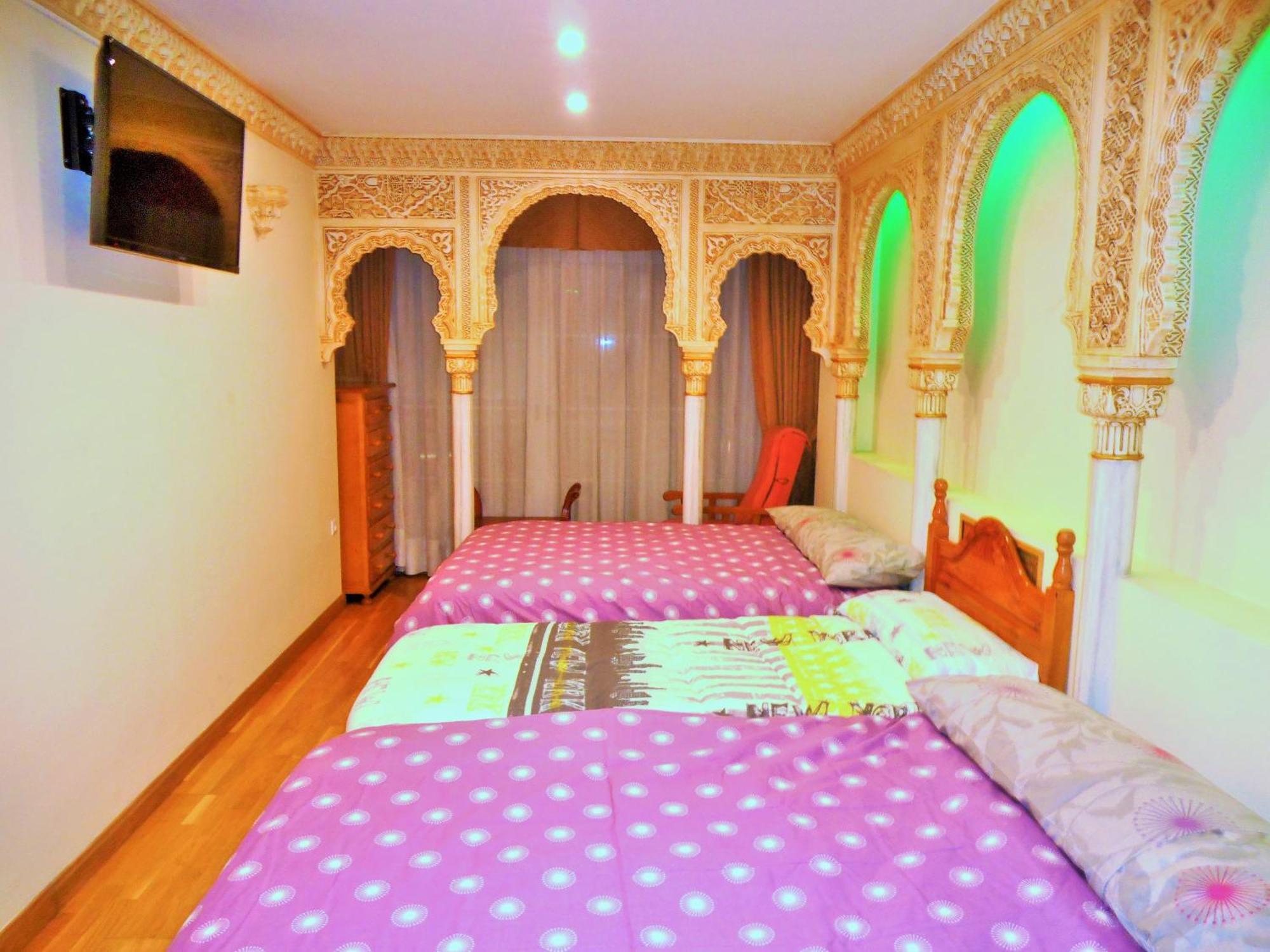 Bed and Breakfast Martin House & Гранада Экстерьер фото